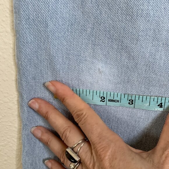 Edikted Wide-Leg Light Wash Jeans – Size XS - Picture 14 of 14